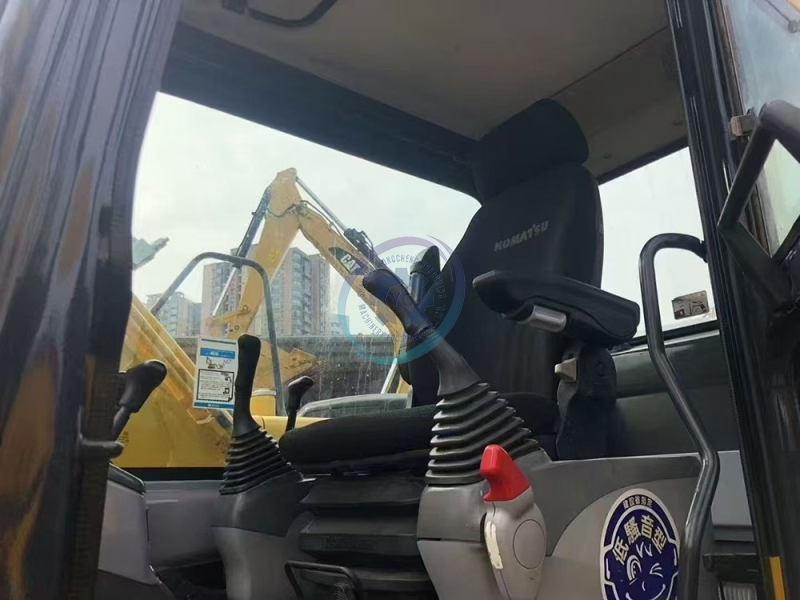 USED PC130-7 Mini Excavator Second Hand With High Quality With Low Price Cheap And Hot For Sale