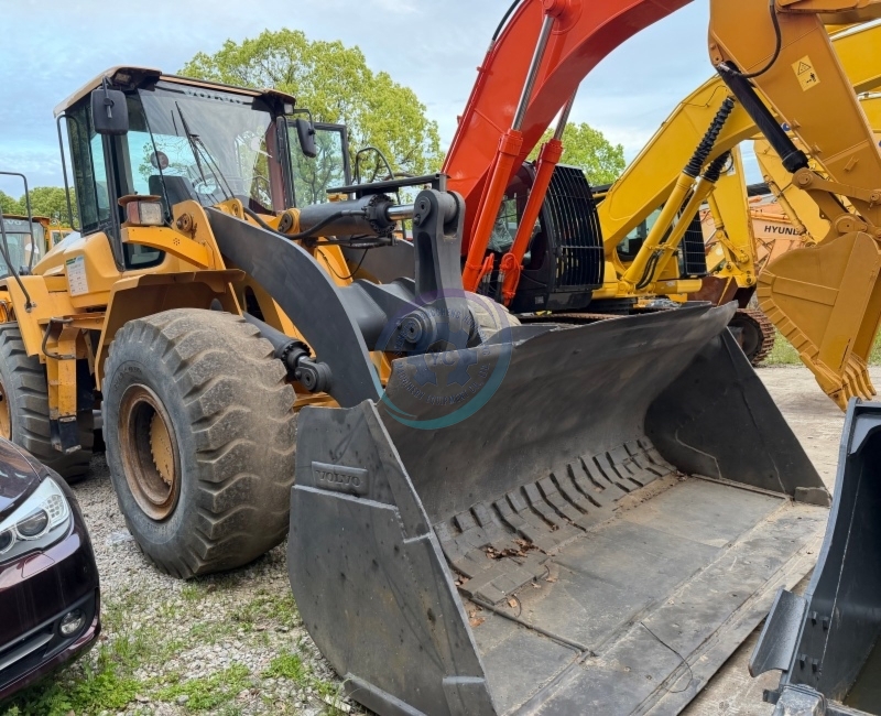 Used Volvo L120G Wheel Loader for Sale
