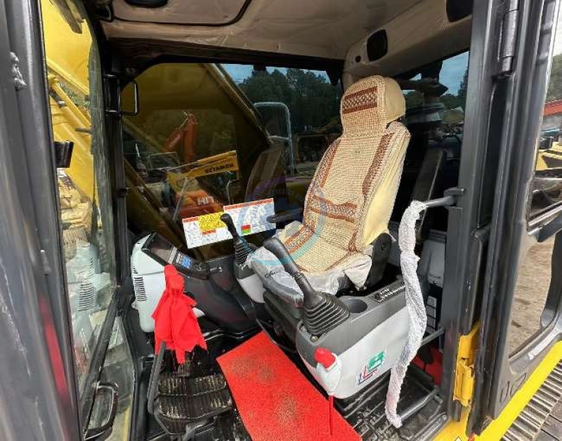 22Ton Used Crawler Excavator Komatsu PC220-8 Secondhand Construction Machinery