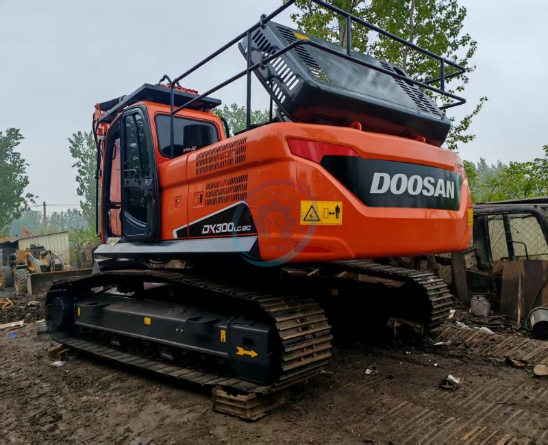 Used Doosan DX300LC-9C Excavator for Sale