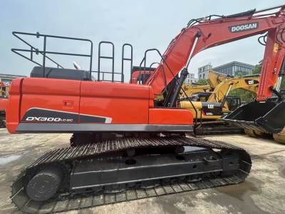 Used Doosan DX300 Excavator for Sale