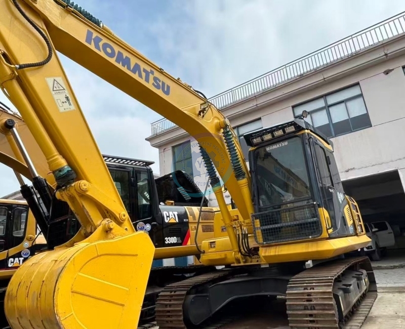 Used Komatsu PC130 Excavator for Sale