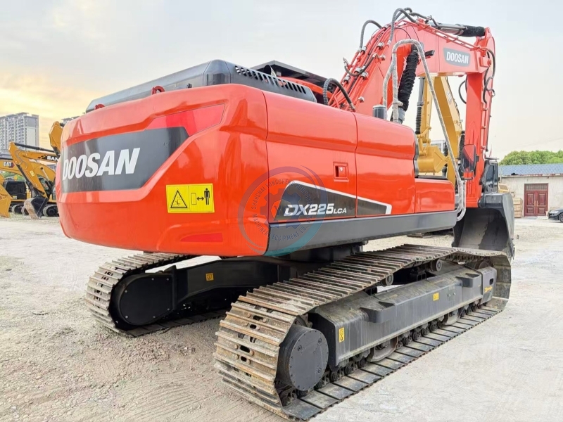 Used Doosan 225 Excavator for Sale