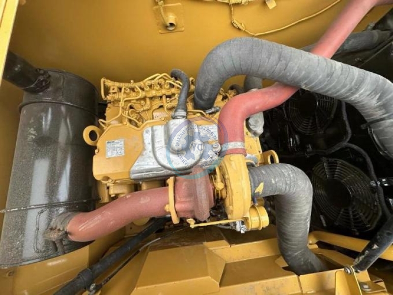 Hydraulic Caterpillar 320GC Used Large Excavators Trackhoes 110KW