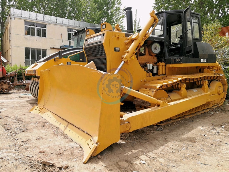 Shantui Sd32 Dozer Price Crawler Bulldozer with Ripper Bulldozer Factory Price