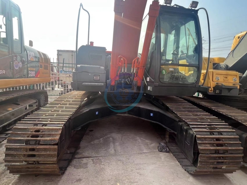 Used Hitachi ZX240 Excavator for Sale