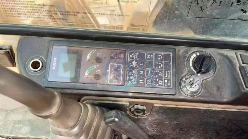 Used Kato 820 Excavator for Sale