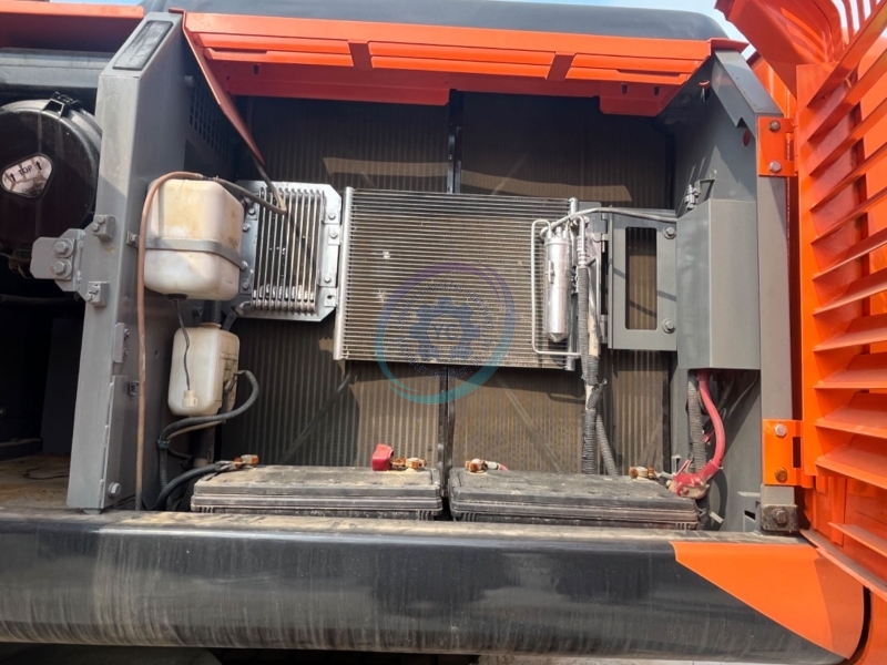 Used Hitachi ZX240 Excavator for Sale