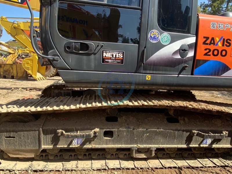 Used Hitachi ZX200 Excavator for Sale