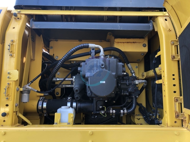 Original Used Japan KOMATSU PC490LC-11 Excavator Second Hand 49 Ton Digger High Quality in Stock