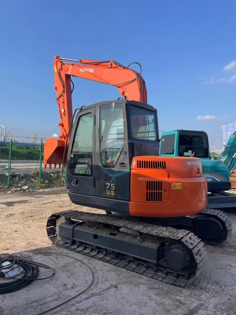 Used Hitachi 75 Mini Excavator for Sale