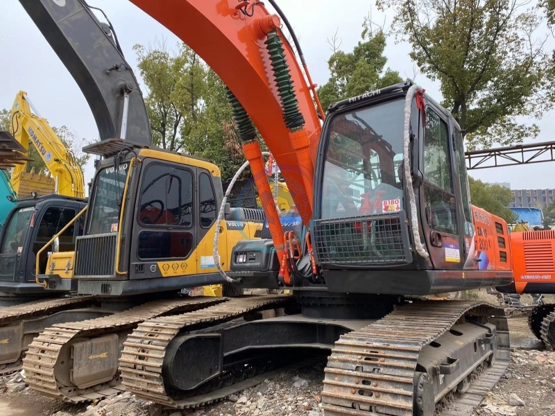 Used Hitachi ZX200 Excavator for Sale