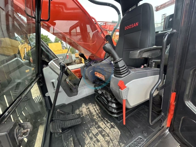 Used Doosan 360LCA Excavator for Sale