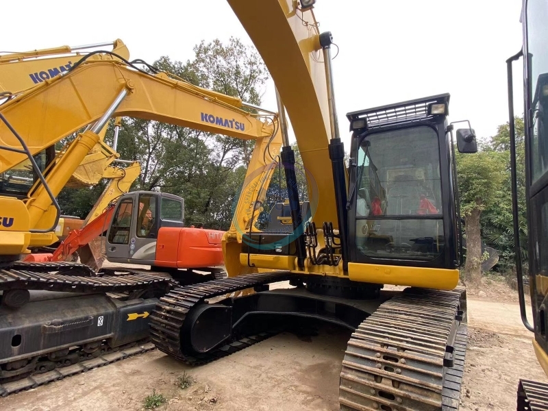 Used Caterpillar 323D Excavator for Sale