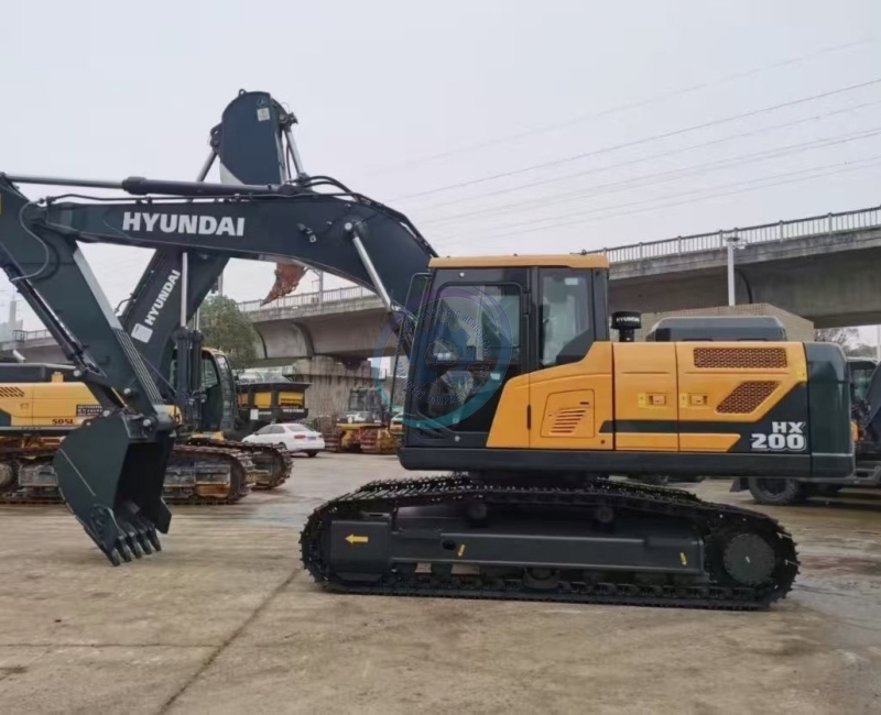 Used Hyundai HX200 Excavator for Sale