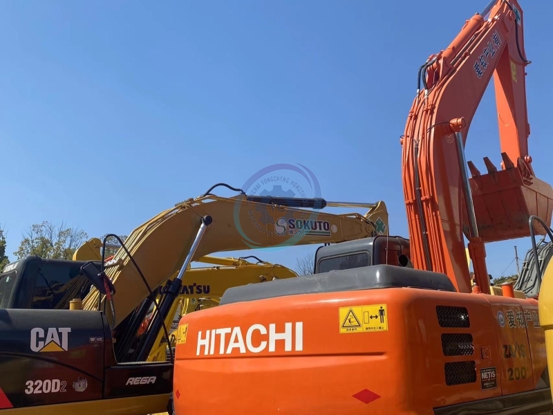 Used Hitachi ZX200 Excavator for Sale