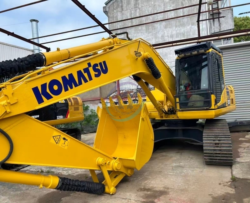 Used Komatsu PC200 Excavator for Sale
