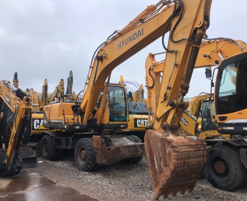 Used Hyundai 210W-9 Excavator for Sale