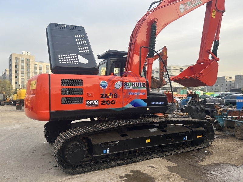 Used Hitachi 200 Excavator for Sale