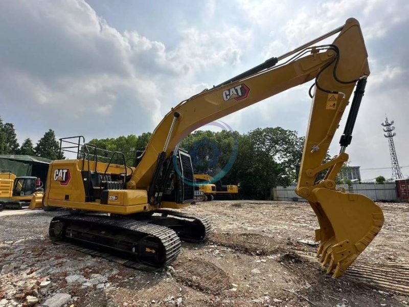 Hydraulic Caterpillar 320GC Used Large Excavators Trackhoes 110KW