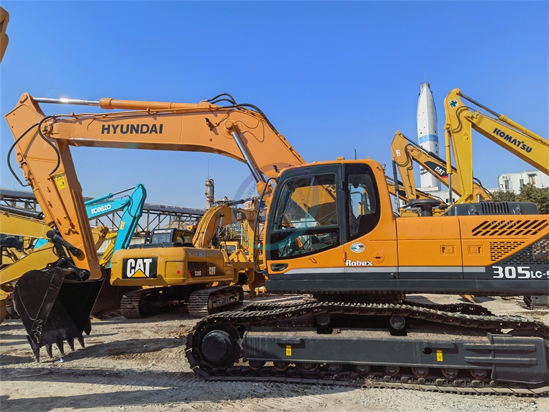 Cheap 30 ton used Hyundai 305 heavy duty excavator