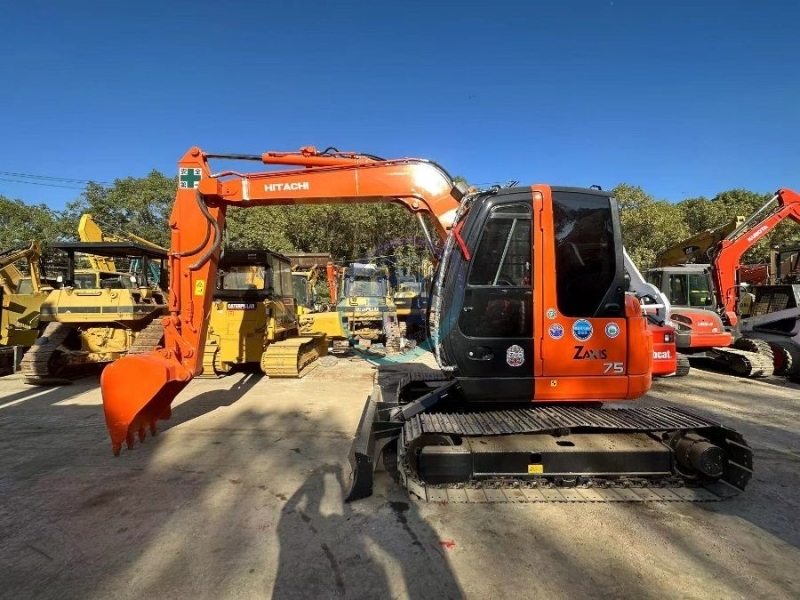 7 Tons ZX75US Used Hitachi Excavator Second Hand Mini Digger