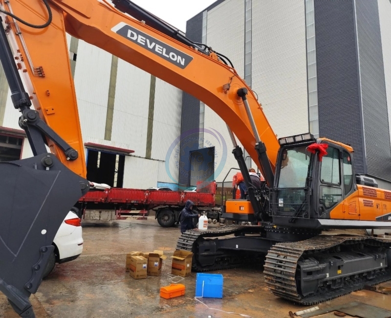 Used Doosan DX380 Excavator for Sale