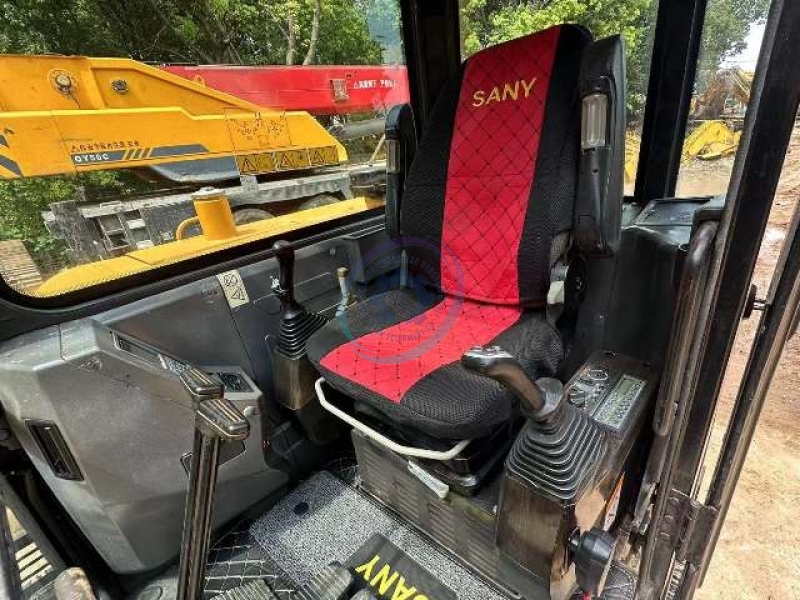 Compact Mini Sany SY60C Used Excavator With Hydraulic Thumb Clamp Quick Connection