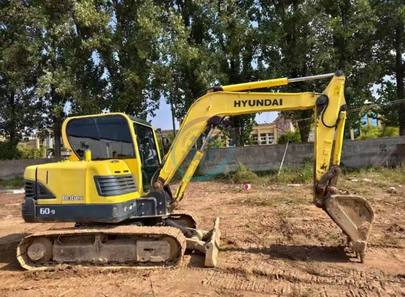 Used Hyundai 60-9 Mini Excavator for Sale