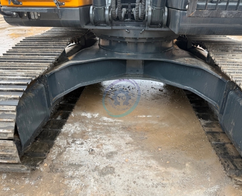 Used Hyundai 220 Excavator for Sale