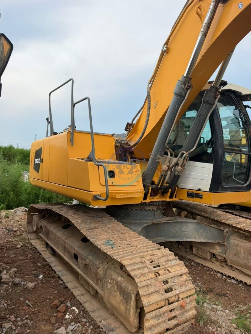 Used Liebherr 920 Excavator for Sale