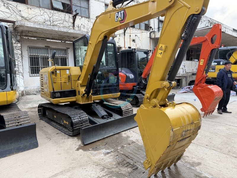 Used Caterpillar 305.5E2 Mini Excavator for Sale