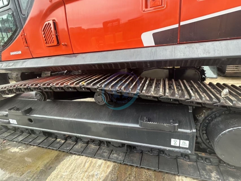Used Doosan 360LCA Excavator for Sale