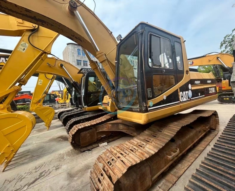 Used Hitachi 210 Excavator for Sale