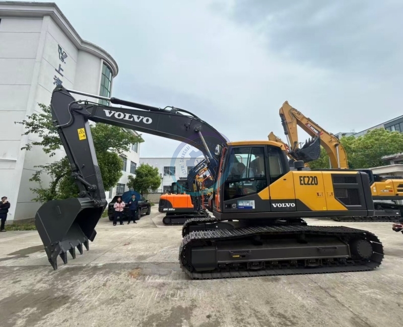 Used Volvo EC220 Excavator for Sale