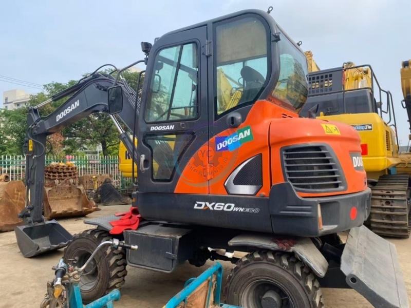 Used Doosan DX60W Mini Excavator for Sale