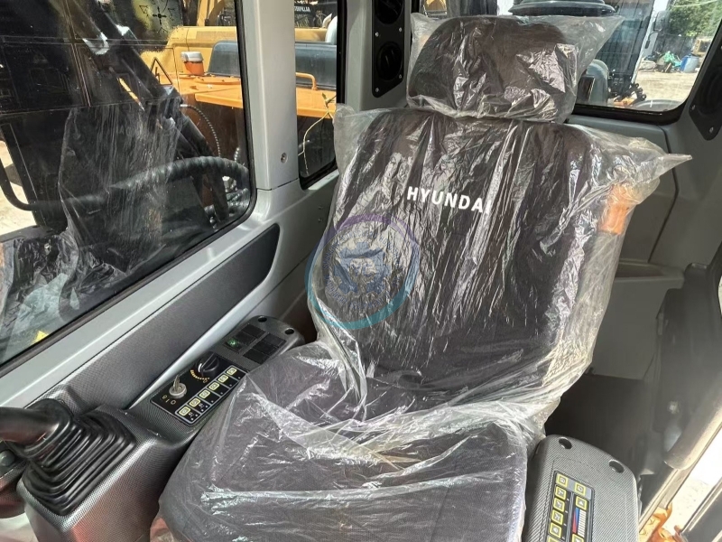 Used Hyundai HX220HD Excavator for Sale