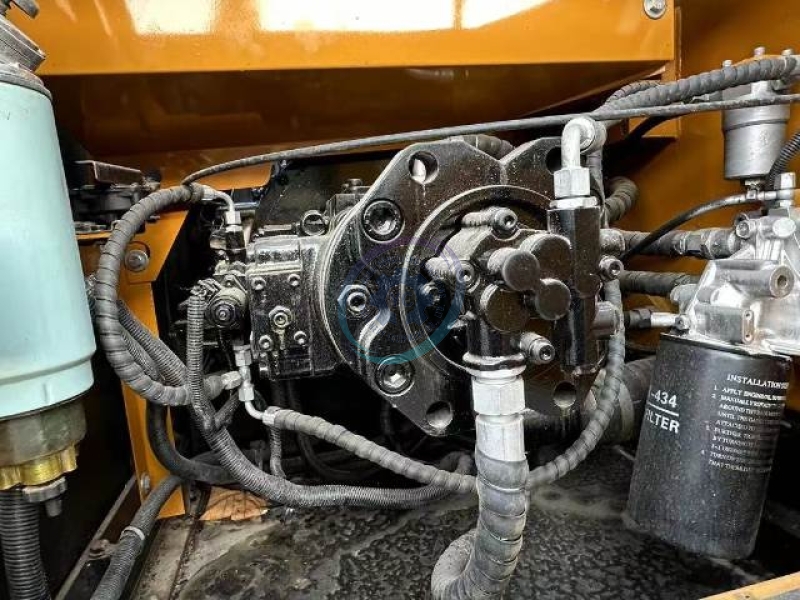 Used Sany SY215C Excavator Machine 21.5 Tons Crawler Digger SY215CPro