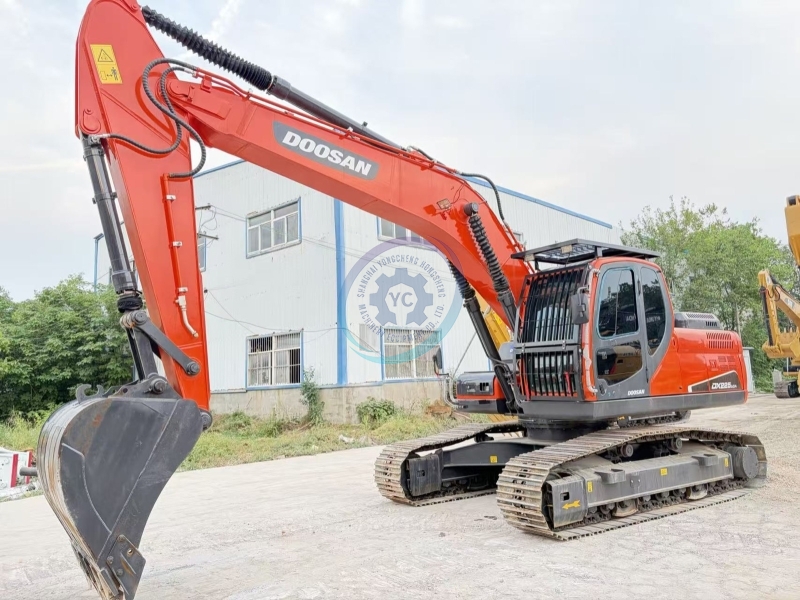 Used Doosan 225 Excavator for Sale