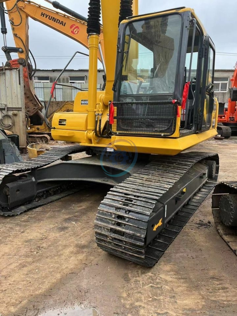 Original 22 Ton Second Hand Secondhand Used komatsu  Pc220-7 Excavator Digger for Sale