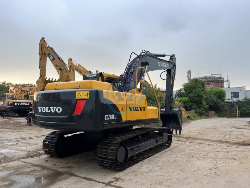 Used Volvo 210 Crawler Excavator Used excavator use machinery 107KW 21tons for sale