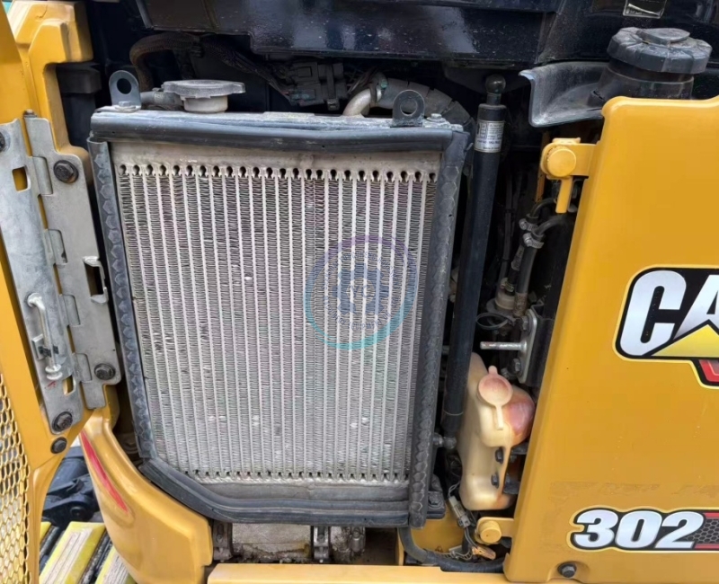 Used CAT 302CR 303CR Mini Excavator for Sale 2024 800 Hours