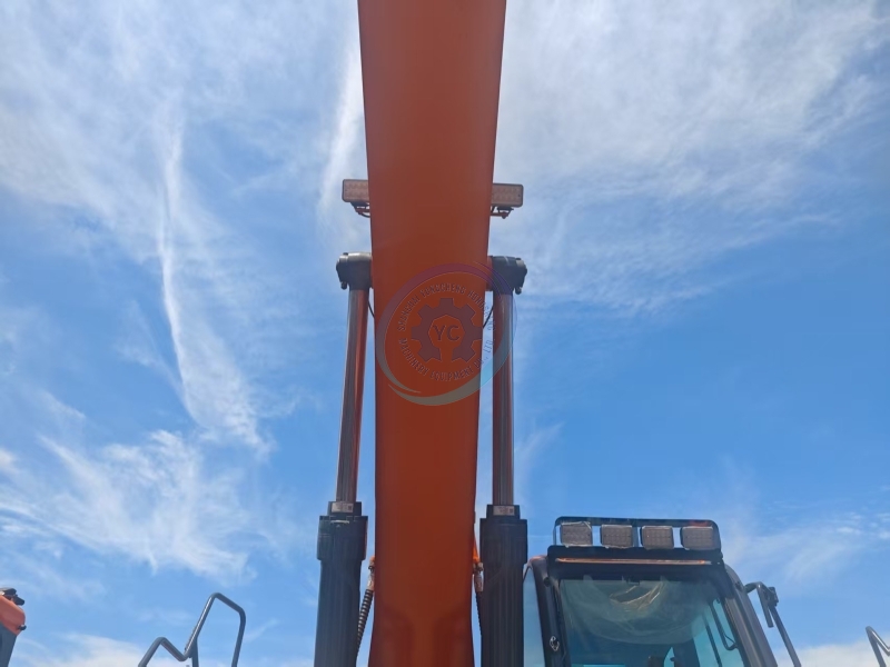 Used Doosan DX400LC-7B Excavator for Sale