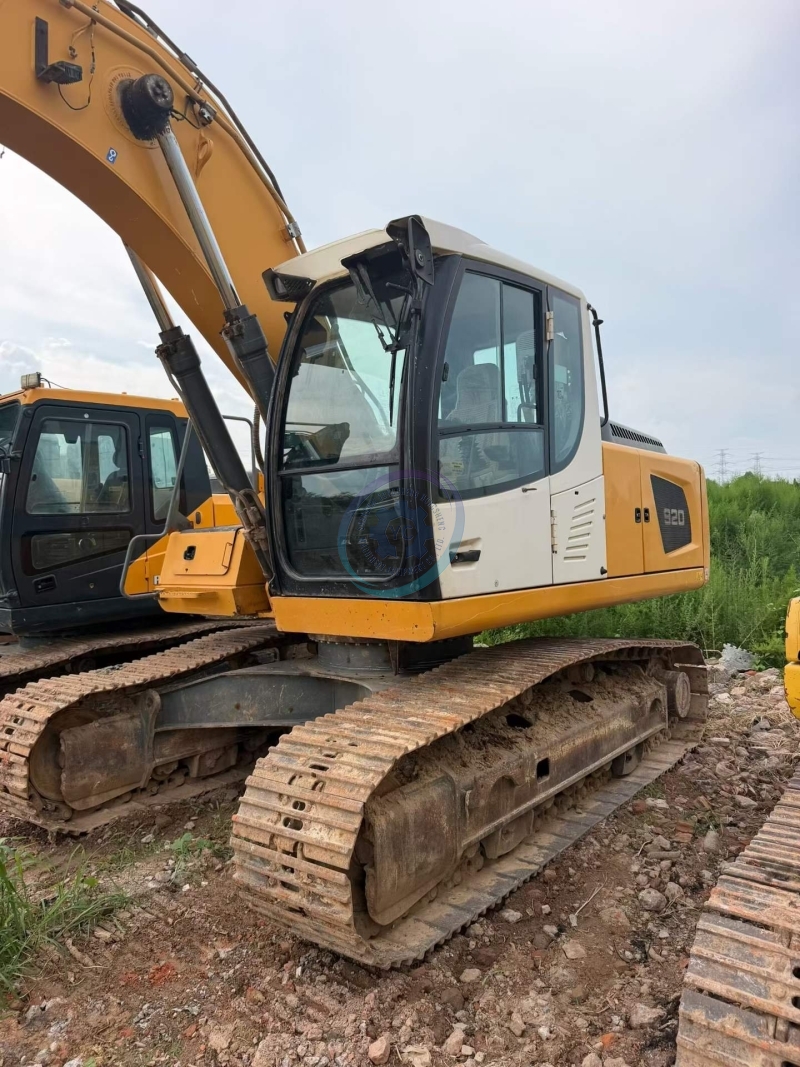 Used Liebherr 920 Excavator for Sale