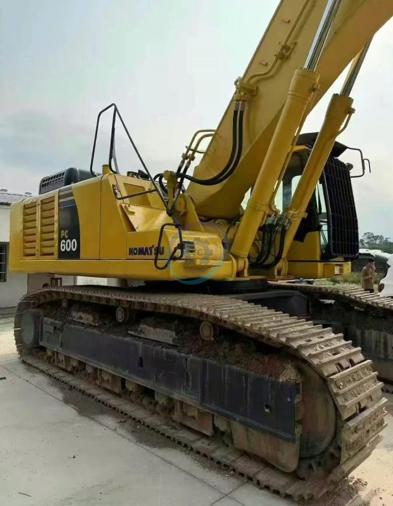 Used Komatsu PC600LC Excavator for Sale