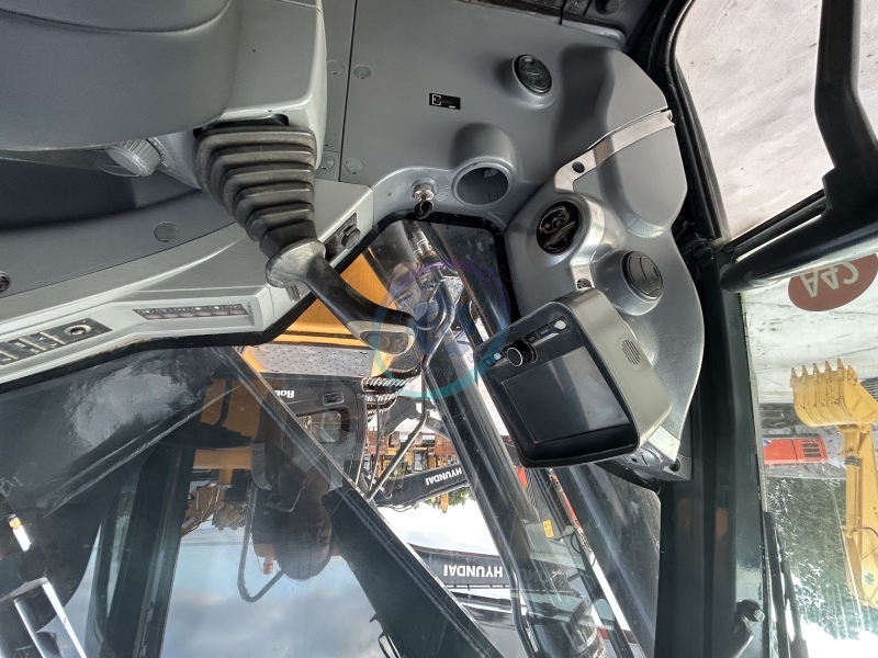 Used Hyundai 220LC-9S Excavator for Sale