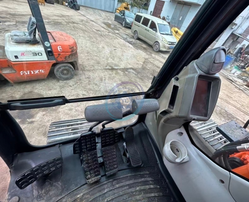 Used Hitachi ZX200 Excavator for Sale