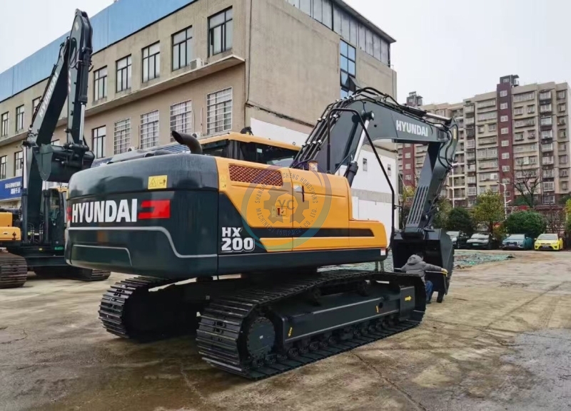 Used Hyundai HX200 Excavator for Sale