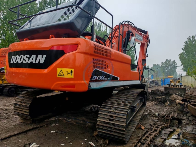 Used Doosan DX300LC-9C Excavator for Sale