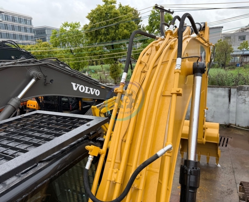 Used Hyundai 305LC-7 Excavator for Sale
